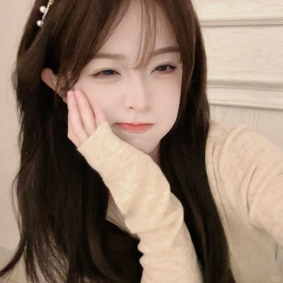 春花娇美可人儿